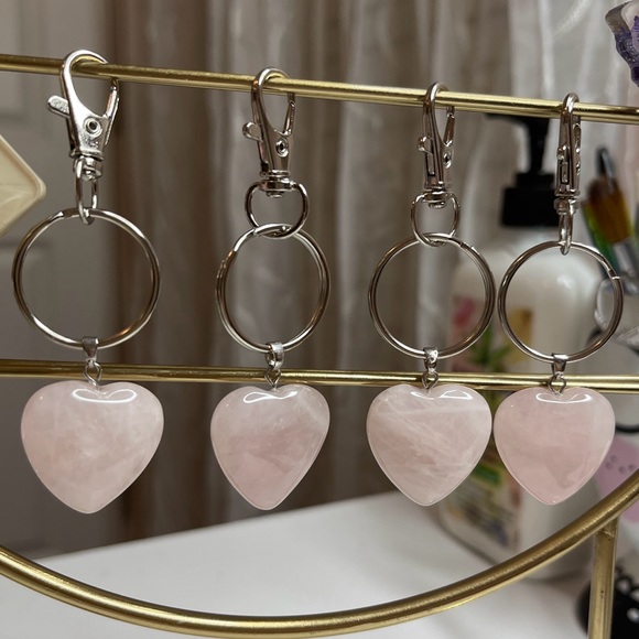⭐️Authentic ROSE QUARTZ Keychain💖 - Picture 3 of 3